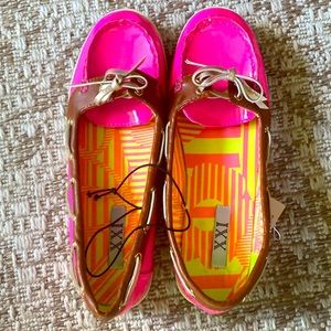 Forever 21 neon pink shoes